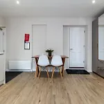Charlotte Rise - Urban * Bristol