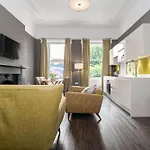 Charlotte Rise - Urban شقة
