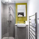 Charlotte Rise - Urban Apartamento