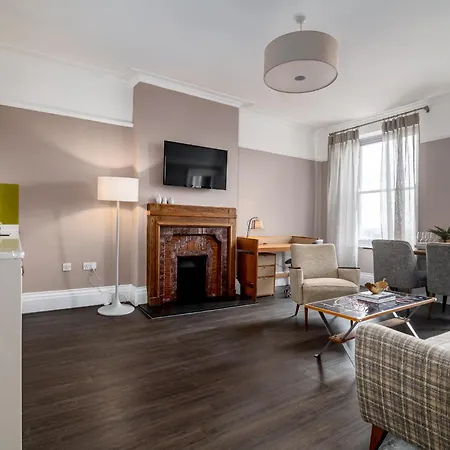 Charlotte Rise - Urban Apartamento Bristol