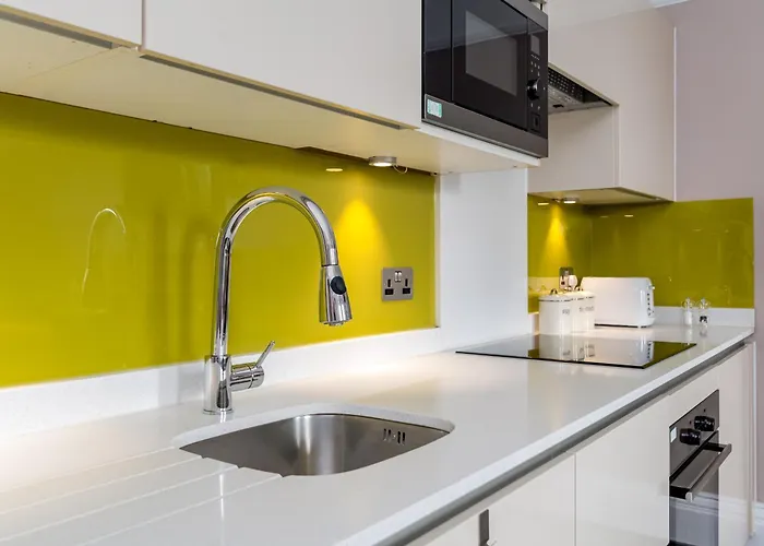 Charlotte Rise - Urban