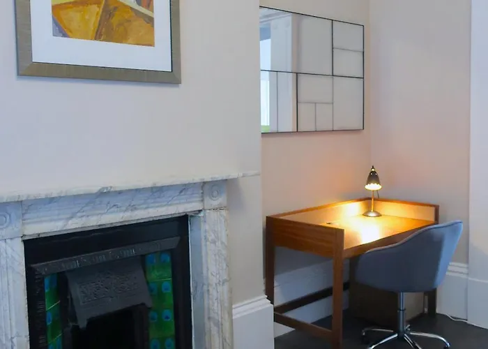 Charlotte Rise - Urban * Bristol