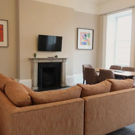 Charlotte Rise - Urban Appartement